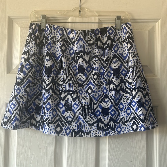 Lilly Pulitzer Madison skort in Beckon Blue Oh My Cod print - Picture 2 of 8